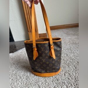 **SOLD**Louis Vuitton Vintage Bucket bag